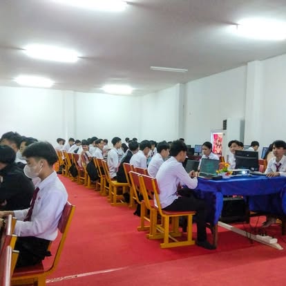 ຫ້ອງສະໝຸດ ແລະ ພື້ນທີ່ຮຽນ